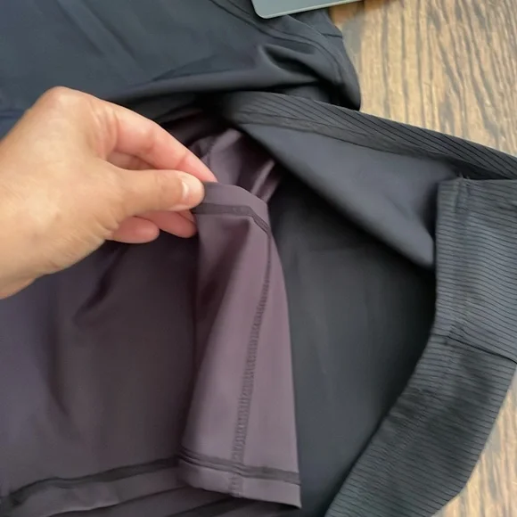 NWT Athletic skort in black - Picture 8 of 8